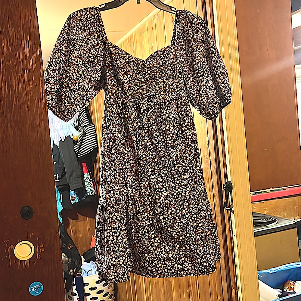 COPY - Brand New Never worn Billabong MIDI Floral Dress